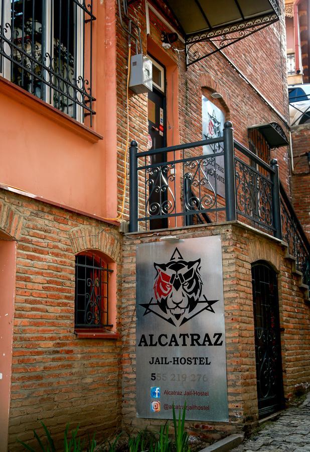 Alcatraz Jail-Hostel Тбілісі Екстер'єр фото